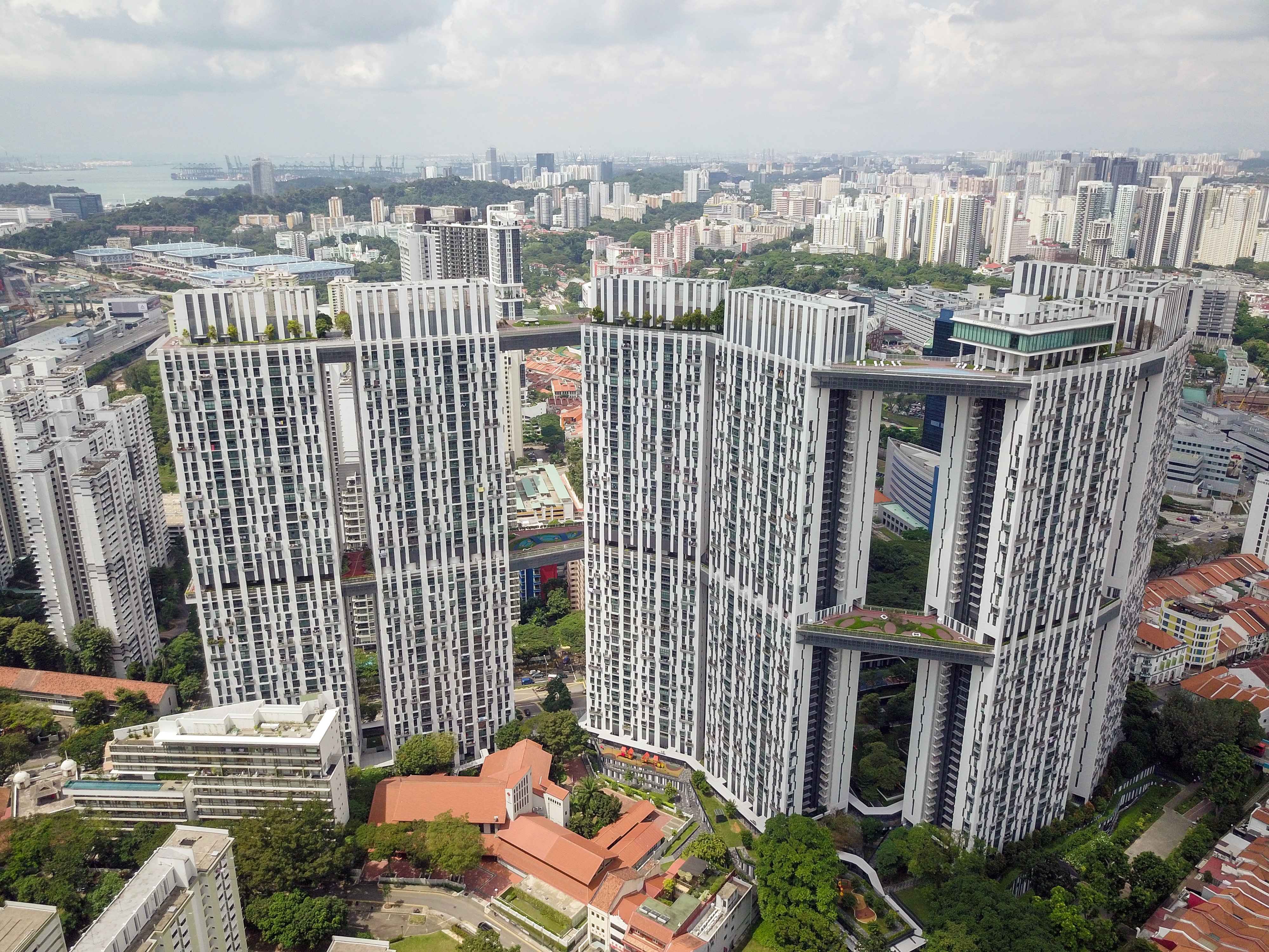 High-Floor HDB Projects: Which Towns Have the Tallest Blocks with Unblocked Views?